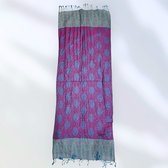 Paisley Pashmina Scarf - Picture 5 of 16